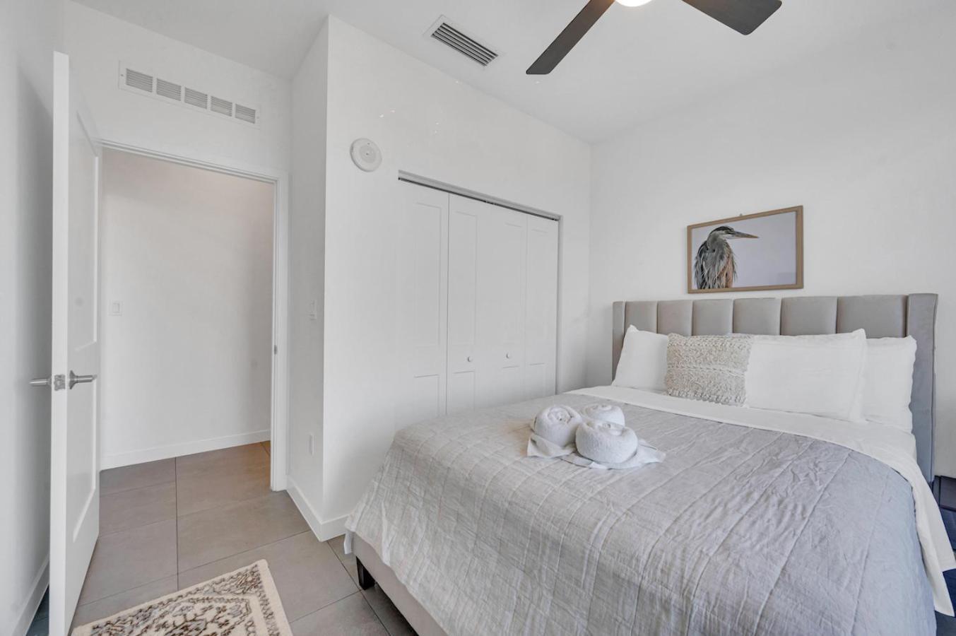 Modern 2 Bed Mins From Brickell With Free Parking Apartamento *