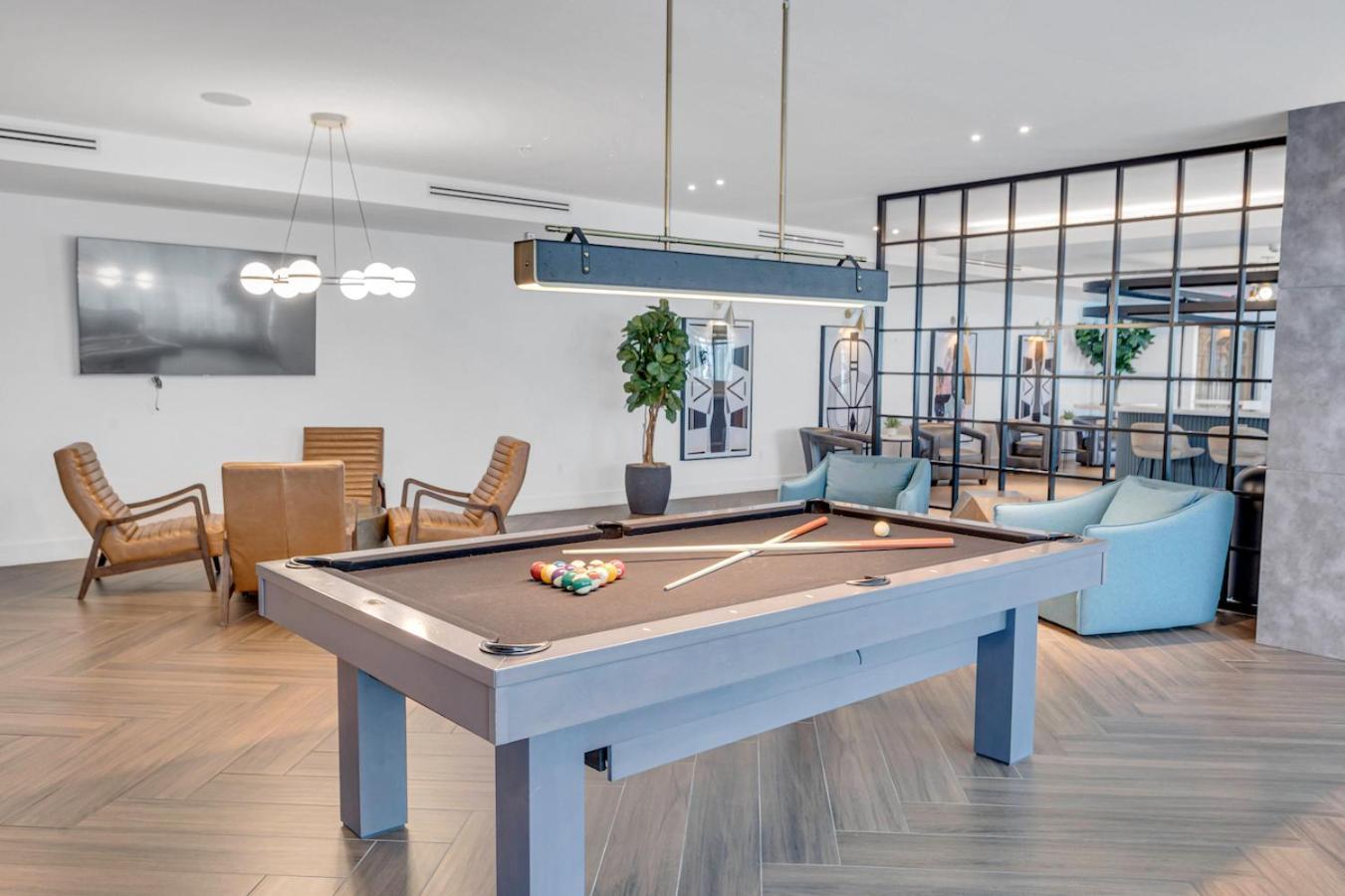 Modern 2 Bed Mins From Brickell With Free Parking Apartamento